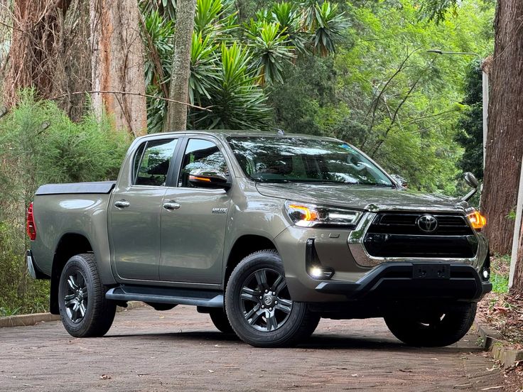 toyota hilux hire in tanzania hire side view