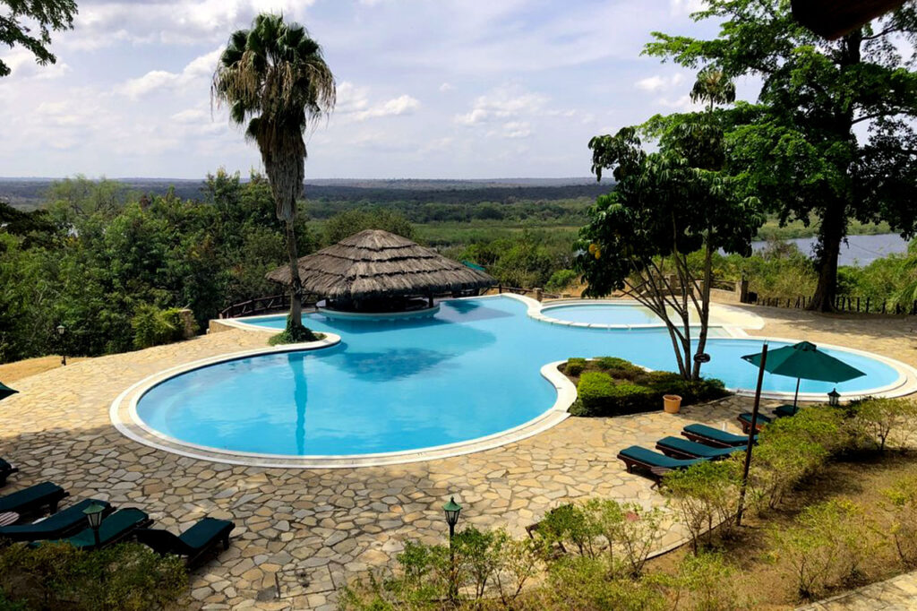 murchison falls national park campsite