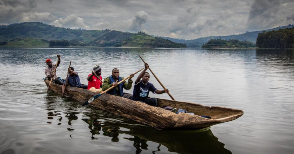 lake bunyonyi