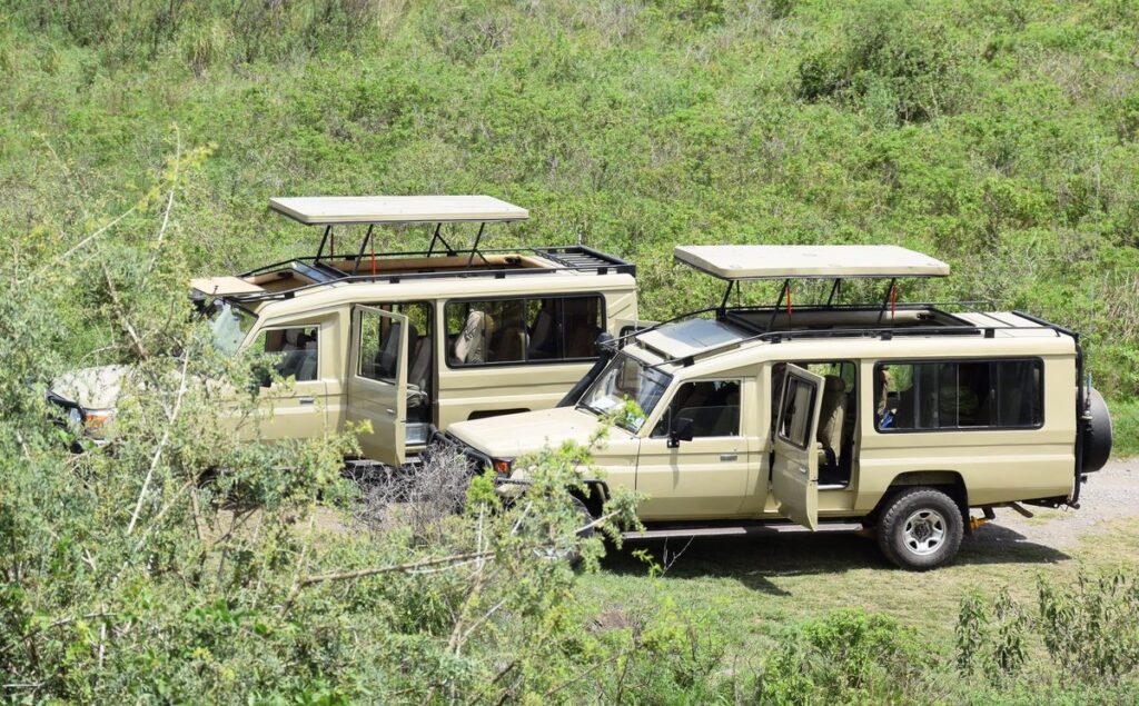 land cruiser extended rental uganda