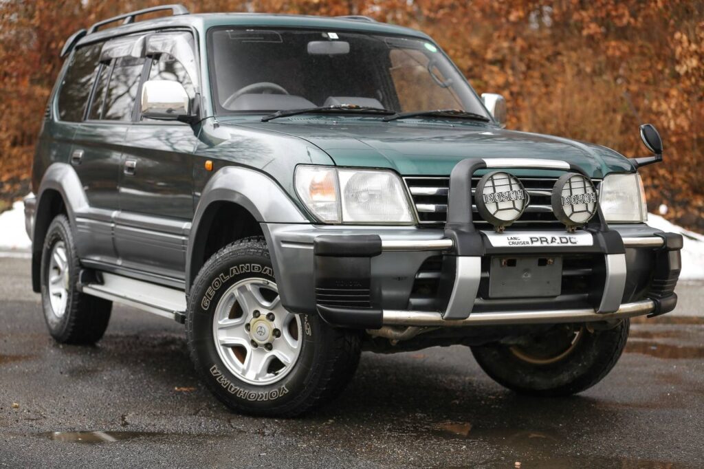 land cruiser tx for self drive around lake victoria